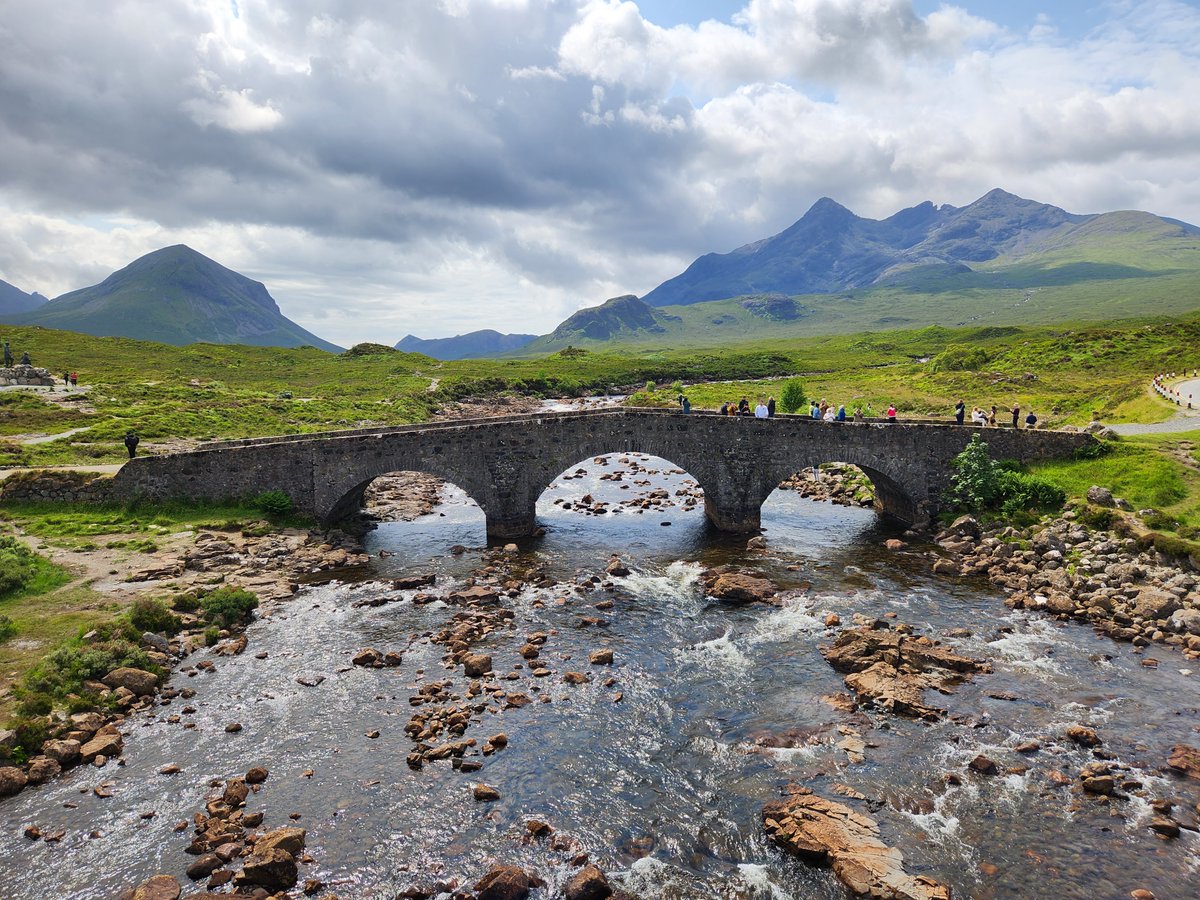 Isle of Skye, Scotland #Scotland #TheHighlands #mountains #photographychallenge #PHOTOS