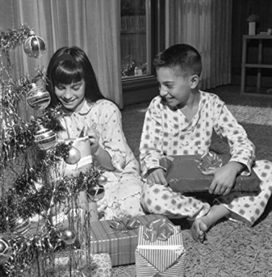 shadowonthewall (@theshadowonthe) on Twitter photo 'All I want for Christmas' our last playlist of the year is out!
Featuring <a href="/MadderRose1/">Madder Rose</a> <a href="/thebvsband/">the bv's</a> <a href="/mmmarkosbaby/">ูฐ</a> <a href="/SWiiMSMusic1/">SWIIMS</a> <a href="/sharesprings/">Sharesprings</a> <a href="/lostfilmband/">Lost Film</a> <a href="/Sadclubrecords/">Sad Club Records</a> <a href="/thehermitts/">The Hermitts</a> and more!
open.spotify.com/playlist/5JSySโฆ
#indiepop #shoegaze #dreampop #tweepop #c86 'All I want for Christmas' our last playlist of the year is out!
Featuring <a href="/MadderRose1/">Madder Rose</a> <a href="/thebvsband/">the bv's</a> <a href="/mmmarkosbaby/">ูฐ</a> <a href="/SWiiMSMusic1/">SWIIMS</a> <a href="/sharesprings/">Sharesprings</a> <a href="/lostfilmband/">Lost Film</a> <a href="/Sadclubrecords/">Sad Club Records</a> <a href="/thehermitts/">The Hermitts</a> and more!
open.spotify.com/playlist/5JSySโฆ
#indiepop #shoegaze #dreampop #tweepop #c86