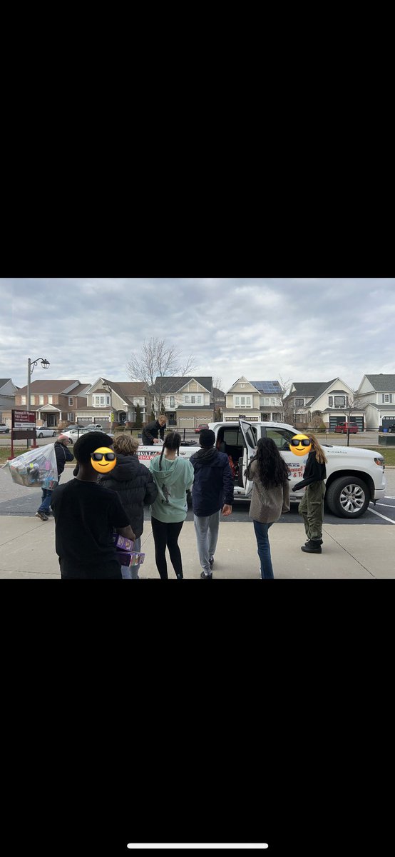Ms T. (@mstsclass210) on Twitter photo How great does it feel to give back?! So proud of the Student Leadership Committee who organized for the <a href="/DRPS/">Durham Regional Police</a> 34TH annual Food & Toy Drive. Our <a href="/NGP_DDSB/">Norman G Powers Public School</a> families were so generous and had such a giving spirit. This is going to make a lot of smiles happen! How great does it feel to give back?! So proud of the Student Leadership Committee who organized for the <a href="/DRPS/">Durham Regional Police</a> 34TH annual Food & Toy Drive. Our <a href="/NGP_DDSB/">Norman G Powers Public School</a> families were so generous and had such a giving spirit. This is going to make a lot of smiles happen!