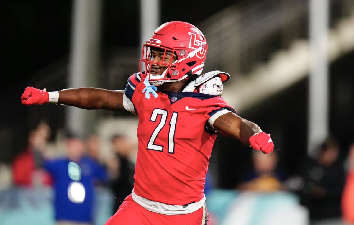 Blessed to receive an offer from Liberty University ! #AGTG🙏🏾