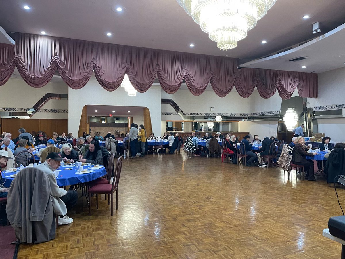 Thank you to @SelfhelpNY and @UJAFederation for putting together an amazing Chanukah celebration yesterday afternoon. We appreciate everything you do for our seniors and the Queens Holocaust Survivors Program. Happy Hanukkah!