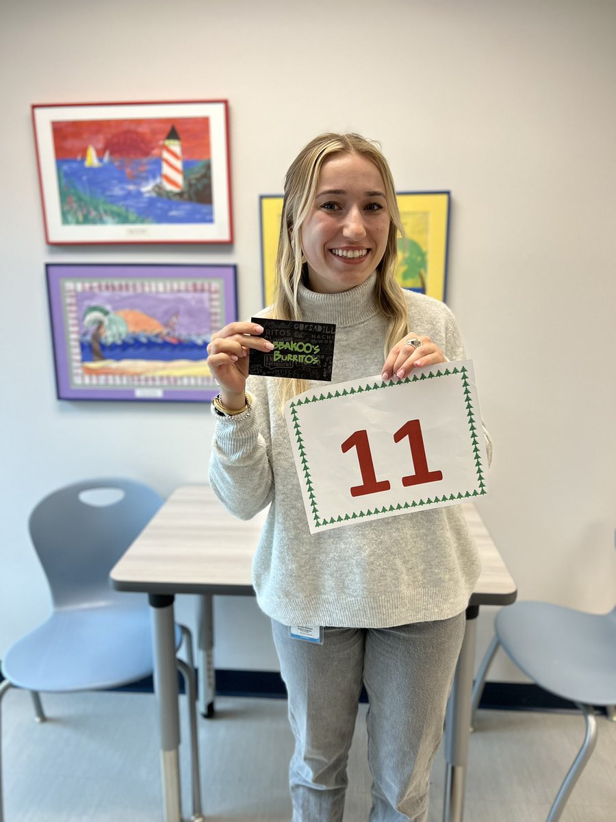 It's Day 11 of the 12 Days of Giveaways!!
Winners: Miss Allie, Speech Path & Mrs. Val, General Assistant ✨🎄🎅🏻

#12DaysofGiveaways #themostwonderfultime
@SeaGateES