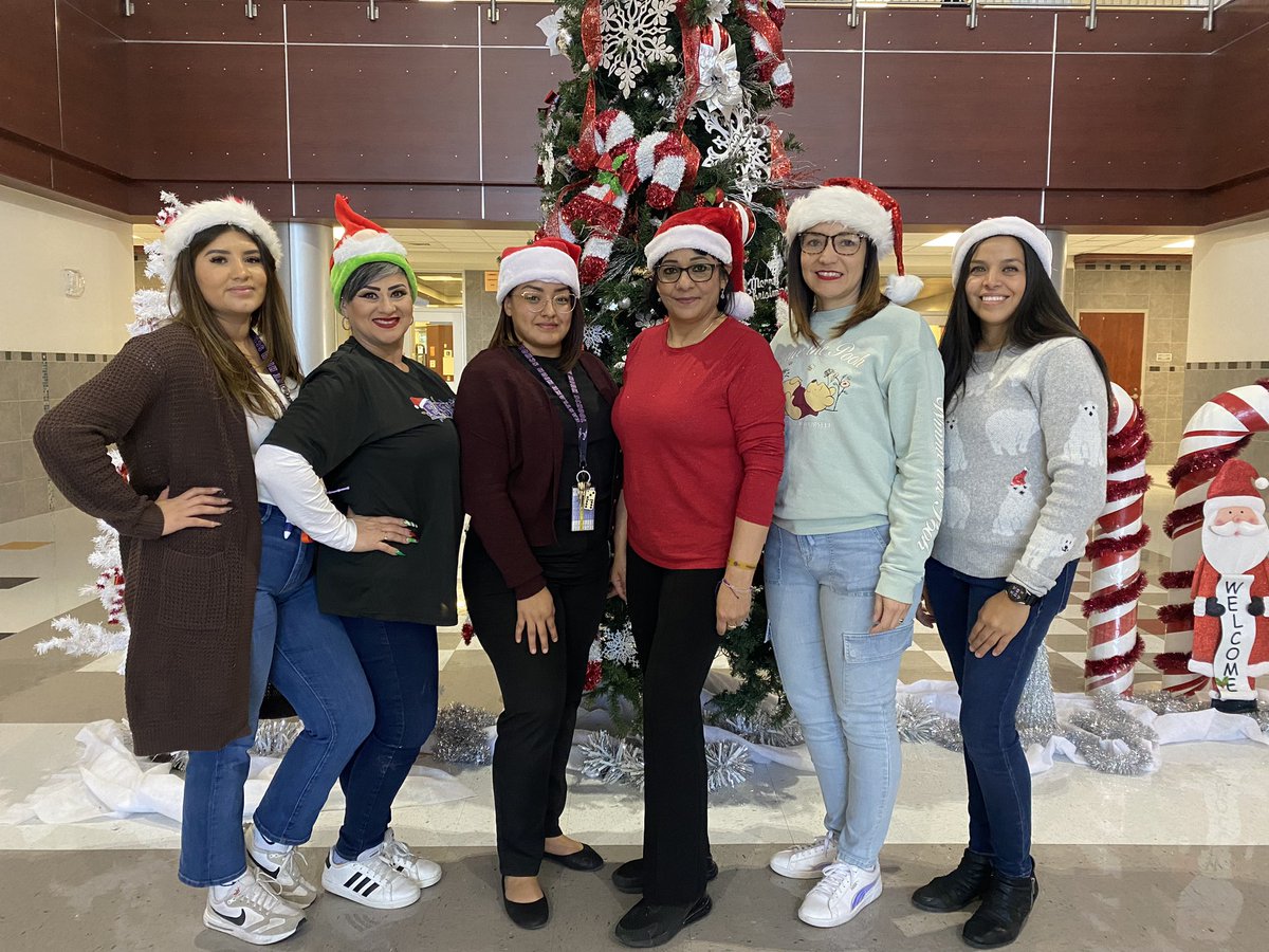 ๐๐ฎ๐ฝ๐ฝ๐ ๐๐ฎ๐ท๐ญ๐ฎ๐ป๐ผ๐ธ๐ท (@bhenderson_ehs) on Twitter photo Eastlake Science Gals ๐งฌ ๐งช Getting into the spirit of Christmas ๐๐
๐ฝ with our Christmas hats โค๏ธ๐ <a href="/Desigo13/">Mr. Desi Gonzales</a> <a href="/Eastlake_HS/">Gilbert R . Martinez</a> <a href="/jacobo/">Jacobo Fernandez</a> <a href="/AAvila_EHS/">Annette Avila</a> Eastlake Science Gals ๐งฌ ๐งช Getting into the spirit of Christmas ๐๐
๐ฝ with our Christmas hats โค๏ธ๐ <a href="/Desigo13/">Mr. Desi Gonzales</a> <a href="/Eastlake_HS/">Gilbert R . Martinez</a> <a href="/jacobo/">Jacobo Fernandez</a> <a href="/AAvila_EHS/">Annette Avila</a>