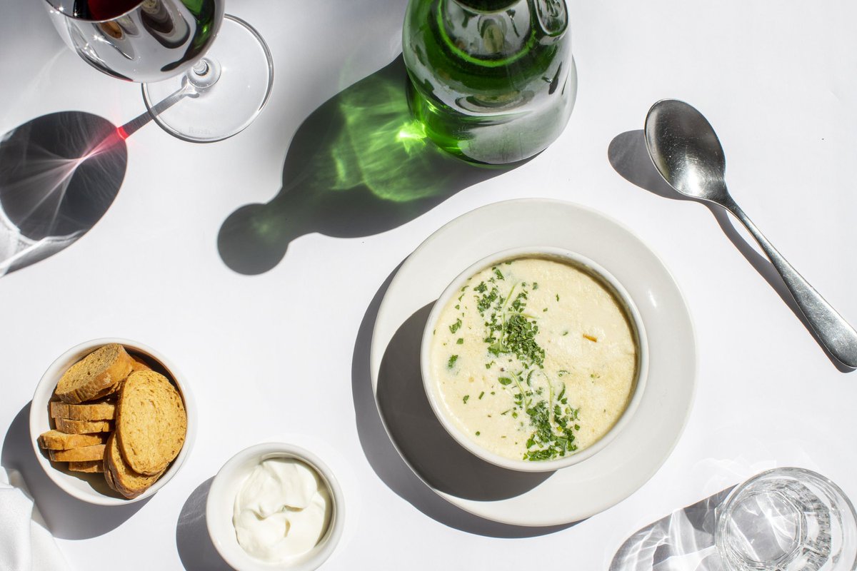 rojobistrot's tweet photo. ¿Adivina quien está de regreso?

Estás en lo correcto, es nuestra Clam Chowder lista para que puedas disfrutarla en #RojoBistrot en esta temporada navideña. 

¿Qué esperas para probarla?

Realiza tu reservación:
☎️ +(55) 5211 3705
☎️ +(55) 5211 3834 https://t.co/RGzrpUZoST