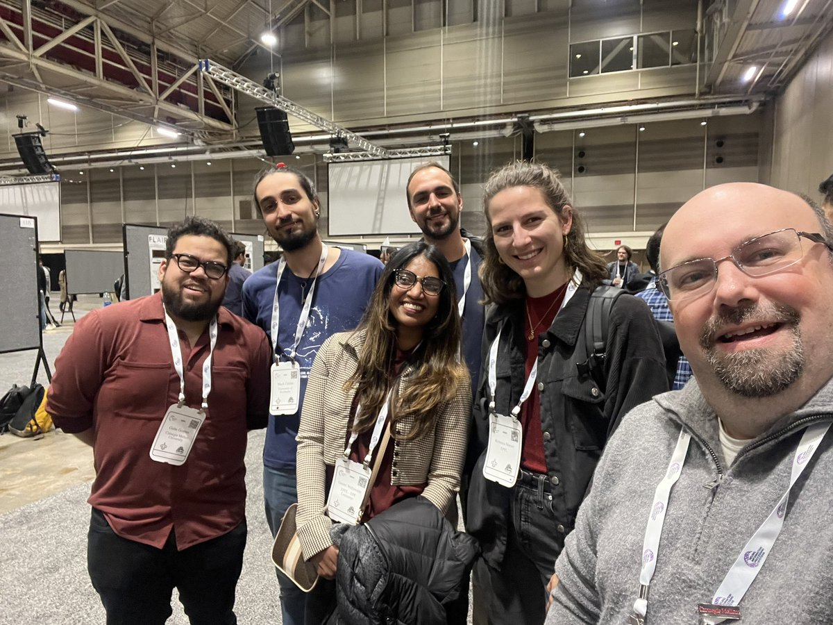 Poster mega selfie with @RebeccaNeeser @maykcaldas @OSchilter @GWellawatte @gabepgomes #NeurIPS2023 #NeurIPS23 Hey @pschwllr @andrewwhite01 watch out, Gabe and I heavily promote CMU and Pittsburgh 😅🥲😎