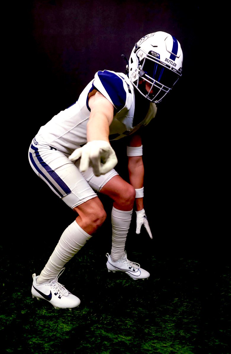 GriffinSimpson7's tweet photo. #AGTG After conversations with @CoachU_BU and @JoeCheshire, I have decided to commit to Butler University to continue both my athletic and academic career! I want to thank my parents for guiding me and my coaches at Brownsburg for always pushing me to hit the next level. GO DAWGS https://t.co/UAjRuQnVhW