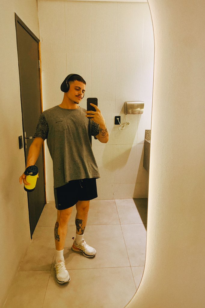 Mds eu mudei muito, que bom né ? 🫠