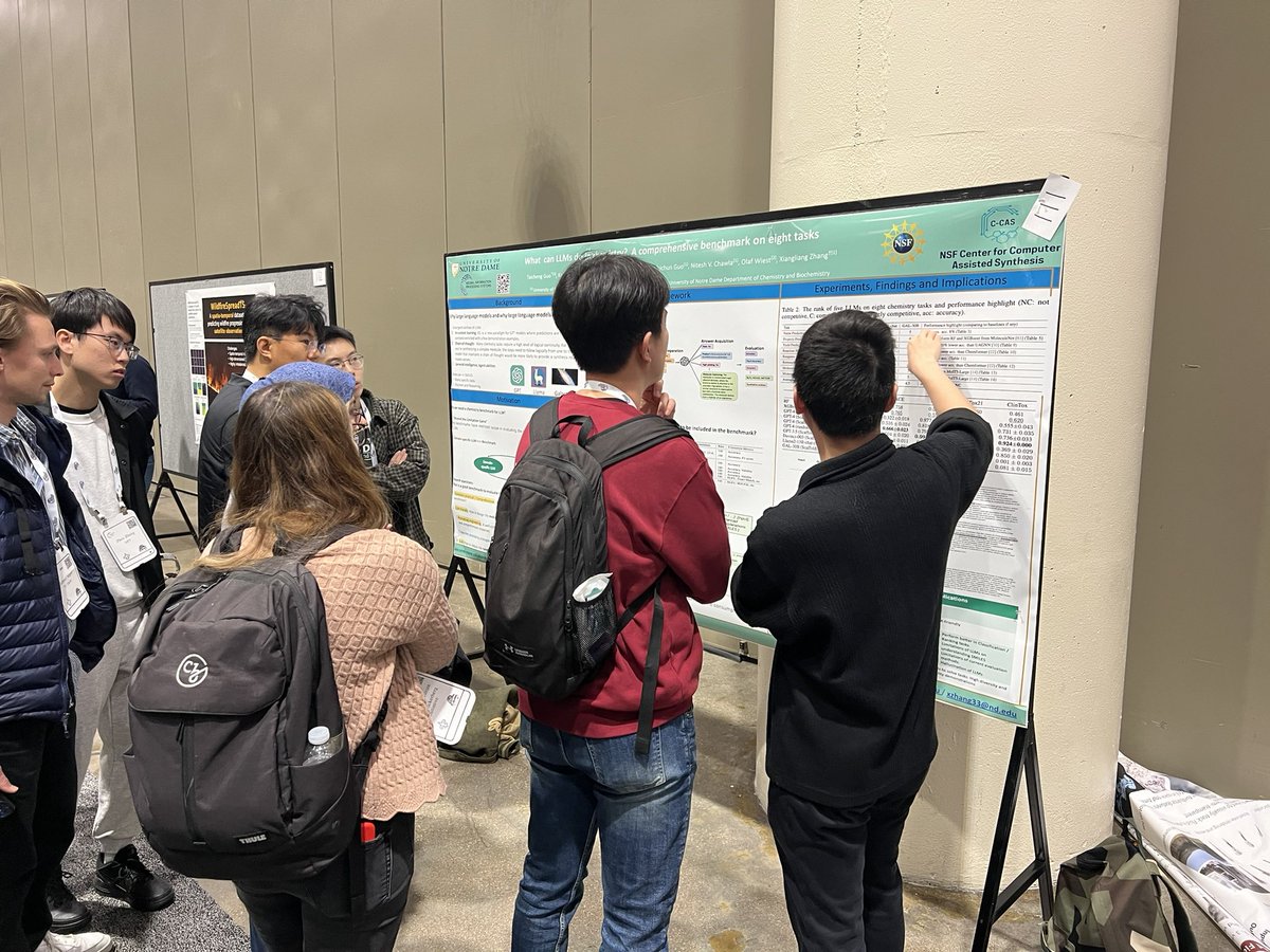 Queue of people to @NSF_CCAS poster at #NeurIPS2023. LLMs learning chemical and yield prediction task! Awesome collaboration of our ND colleagues #NSFfunded