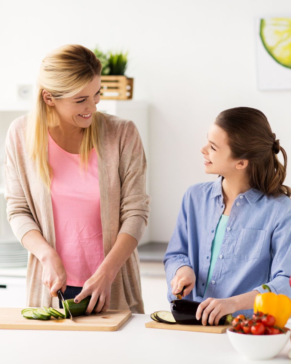 Parenting tip: spice up family time with cooking nights! 

These cooking nights aren't just about meals; they're a recipe for laughter, shared skills, and tasty memories 💜