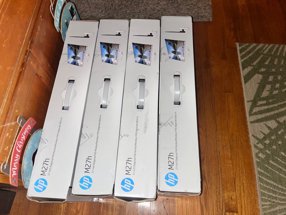 Thank you once again @BandarsBounties !! Got 4 of these brand new $270 HP monitors for $50 each!! Love the holiday profits 🎄🤑