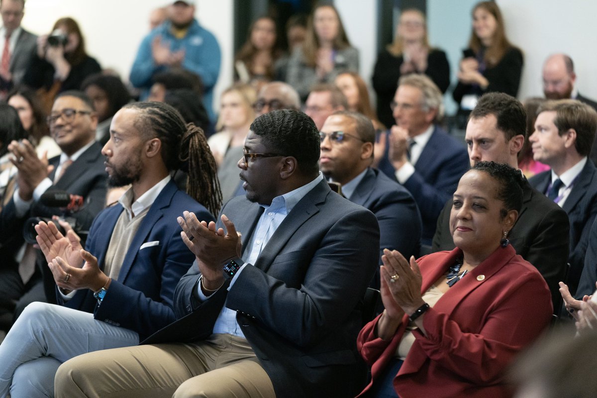 It was a pleasure to join my fellow @InnovateAlabama Board Members to celebrate this group’s achievements. Their dedication to entrepreneurship and fostering a thriving ecosystem is ushering Alabama into a new era of innovation and growth. #alpolitics