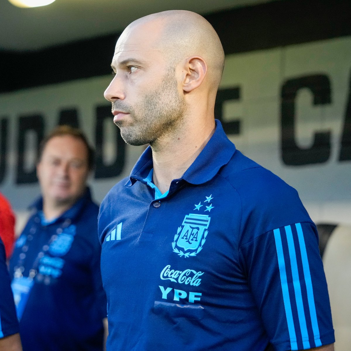 🏆 #Sub23 🗓 Amistoso internacional ⚽ #Argentina 🇦🇷 3 (Luciano Gondou, Marco Di Césare y Santiago Castro) 🆚 #Ecuador 🇪🇨 0 🎙 Javier Mascherano: 'Tenemos la suerte de contar con muy buenos jugadores, siempre los buenos resultados ayudan a construir”.