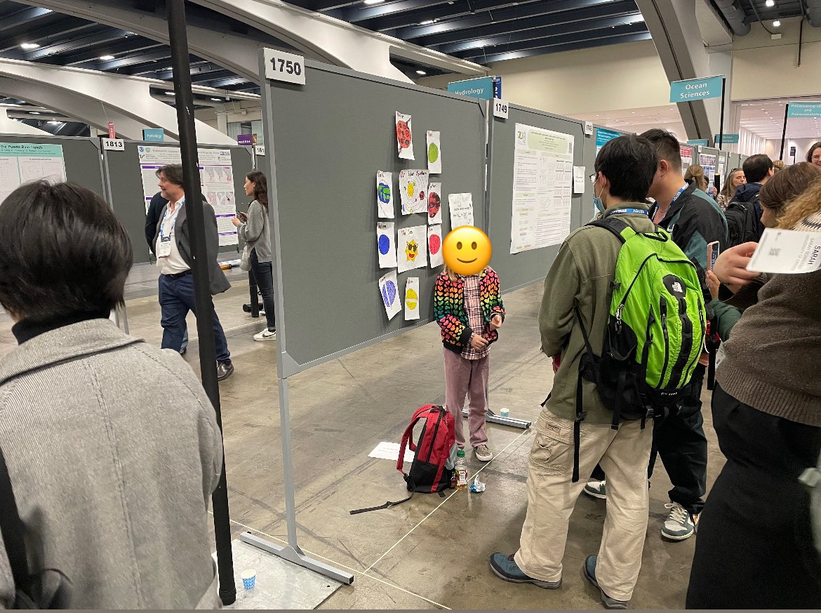 Manozzing's tweet image. The best poster I’ve ever seen in my life. Hope everyone won’t miss it since she said she presents her work at #AGU only in every five year.