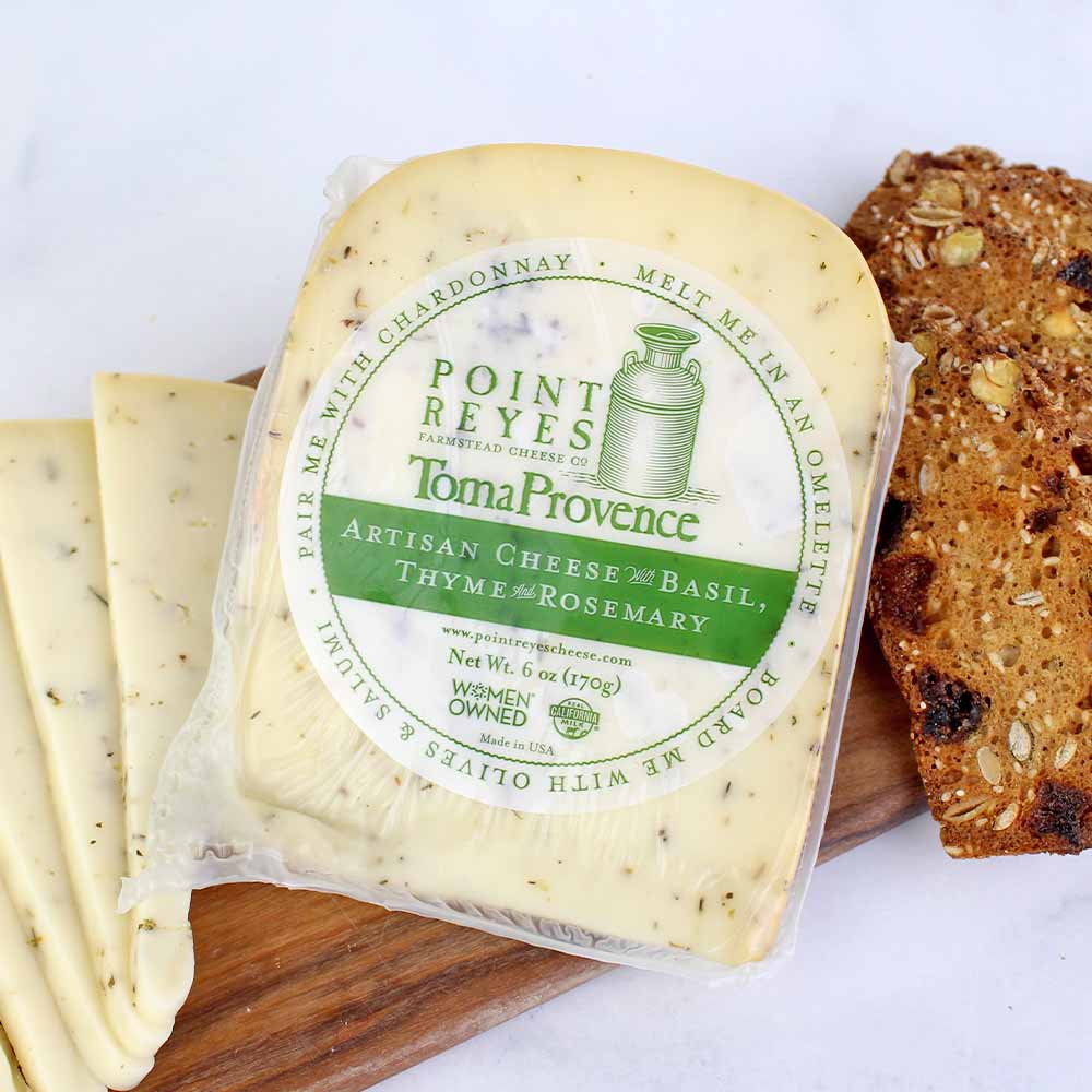 FullCircleFarms's tweet image. CHEESE + FRUIT + CHARCUTERIE + NUTS + HONEY + CRACKERS = Ultimate cheese plate of your dreams. Add your favorite items to your next delivery when you #CustomizeYourOrder. 
#fullcircle #cheeseplate
fullcircle.com/product/farm-p…