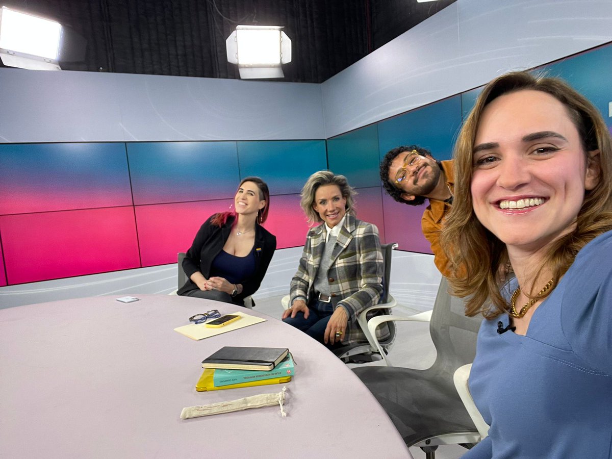 Pellízquennos, ¡que estamos soñando! 🌜✨ Nuestra Fundadora y Directora @claudiamdelpozo estuvo con las grandes @alelagunes, @OphCourse y @ezraalcazar en #ElDesfiladero de @digital_oncetv hablando de #IA y #regulación 🔥
🗓️ Nos vemos en la tele el 19 de septiembre.