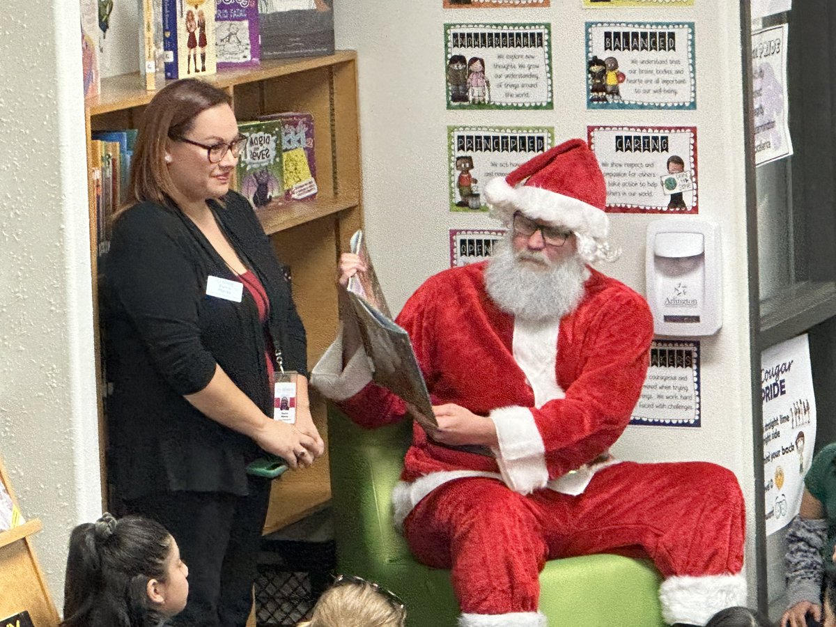 Crow El Library (@crowlibrary) on Twitter photo Santa reading night- lots of books were given away <a href="/crowlibrary/">Crow El Library</a> <a href="/CrowCougars/">Crow Leadership Academy</a> @aisdlibsrv Santa reading night- lots of books were given away <a href="/crowlibrary/">Crow El Library</a> <a href="/CrowCougars/">Crow Leadership Academy</a> @aisdlibsrv