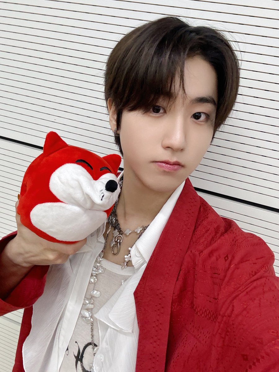 SOHUKOREA's tweet image. #한 #필릭스 #승민 #아이엔