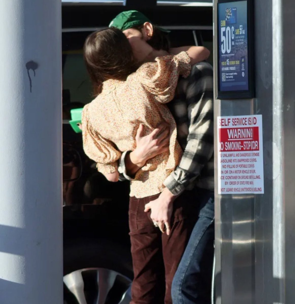 次のアルバムは失恋ソングじゃなくて、luisとのラブラブソングかな🥹ほんとにこのビッグカップルをリアルタイムで推せる時代に生きてて良かった