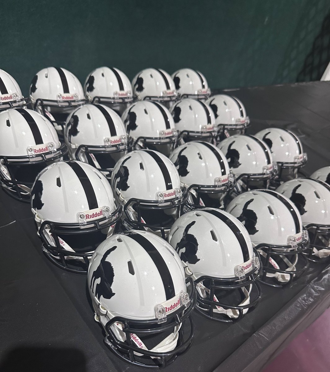 Huge shoutout to our guy Greg Gold and his team at @AuDesigns for getting these mini helmets done for our senior gifts! No one better in the helmet decal business! #WEKAT #CustomizeYourLegacy