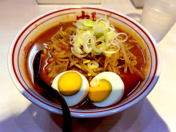 今日は味噌ラーメン(8辛)! 美味しかった