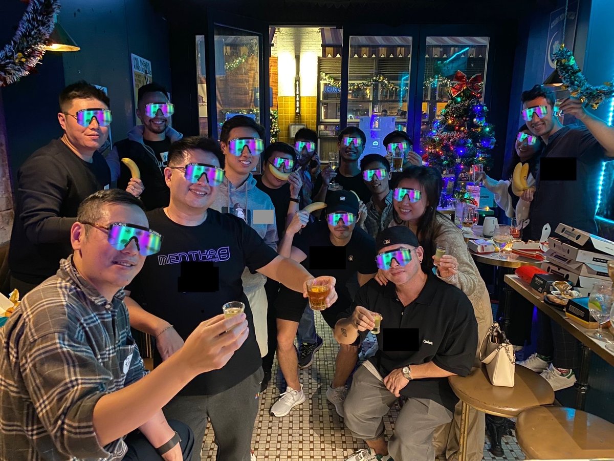 Degenerate Ape Academy HK tweet media