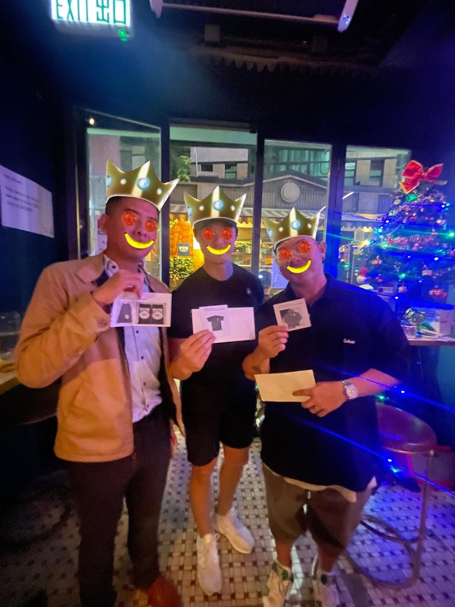 Degenerate Ape Academy HK (@daa_hk) on Twitter photo Merry Xmas to our <a href="/DAA_HK/">Degenerate Ape Academy HK</a> members, and congratulations to the lucky winners of our merch raffle!
Itβs always a special moment to share festive vibes with our HK community! π₯ππ°β€οΈ
Thx to <a href="/DegenApeAcademy/">Degenerate Ape Academy</a> for sponsoring & <a href="/degen_burgerbob/">Burger Bob</a> <a href="/tofushit888/">Bobby Apelrod / / nicefeet.sol</a> for hosting! Merry Xmas to our <a href="/DAA_HK/">Degenerate Ape Academy HK</a> members, and congratulations to the lucky winners of our merch raffle!
Itβs always a special moment to share festive vibes with our HK community! π₯ππ°β€οΈ
Thx to <a href="/DegenApeAcademy/">Degenerate Ape Academy</a> for sponsoring & <a href="/degen_burgerbob/">Burger Bob</a> <a href="/tofushit888/">Bobby Apelrod / / nicefeet.sol</a> for hosting!