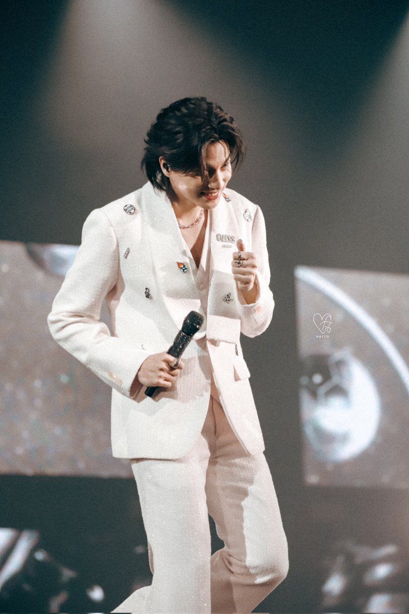 NATTCattleya's tweet photo. [22/26]

จะใส่เชิ้ตใส่สูท ย่อหมด ไม่สนลูกใคร ><"

พูมจัยในตัวลูกมาก สายหน้าฮ่านของแทร่ 😚 ถ้าหาคะน้าไม่เจอ เจอตัวได้ตามแห่นาคงานบวชนะคระ 😂🕺🏻💕

@gulfkanawut
#GULFBigMatch2023
#GULFPhenomenal 
#GulfKanawut 
#NATTOXGULF https://t.co/bLcUWlgxtr