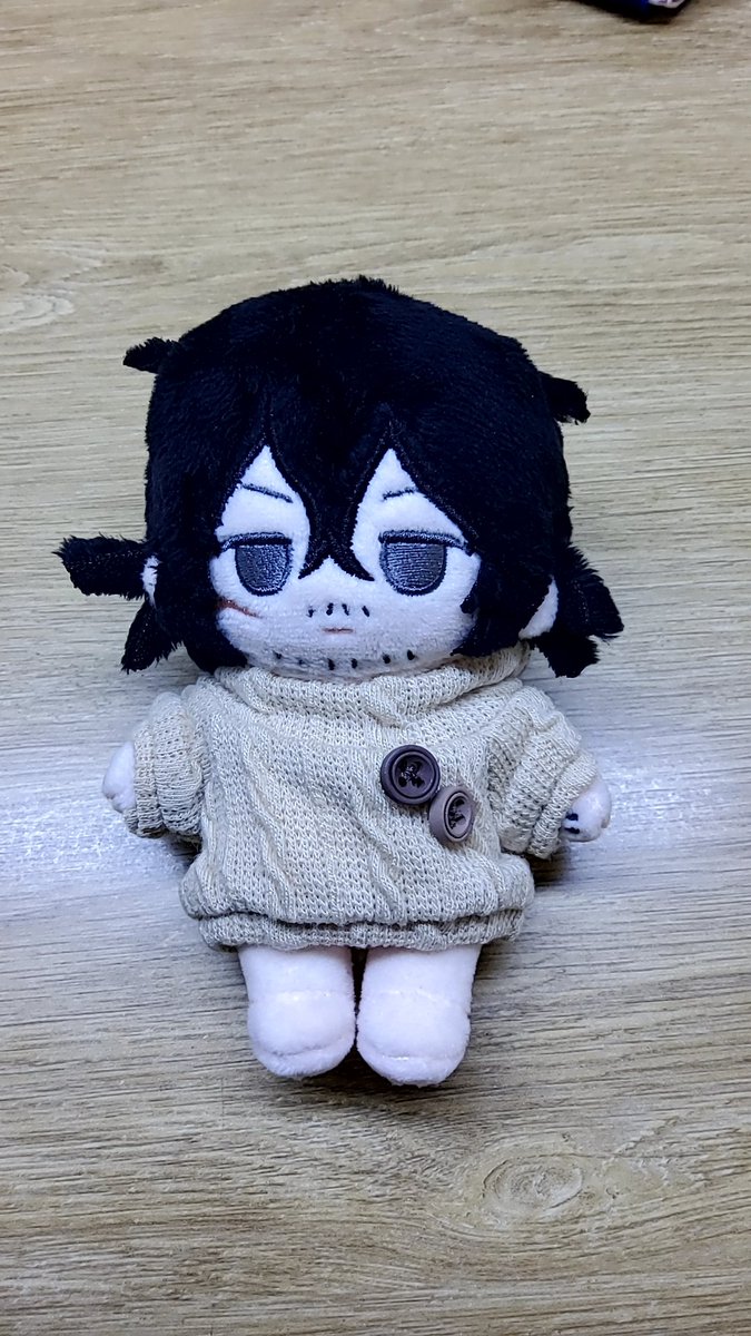 #솜자와
경락 맡기니까 좀 괜찮아졌다 히히 10깅 니트도 입혔는데 이쁘다