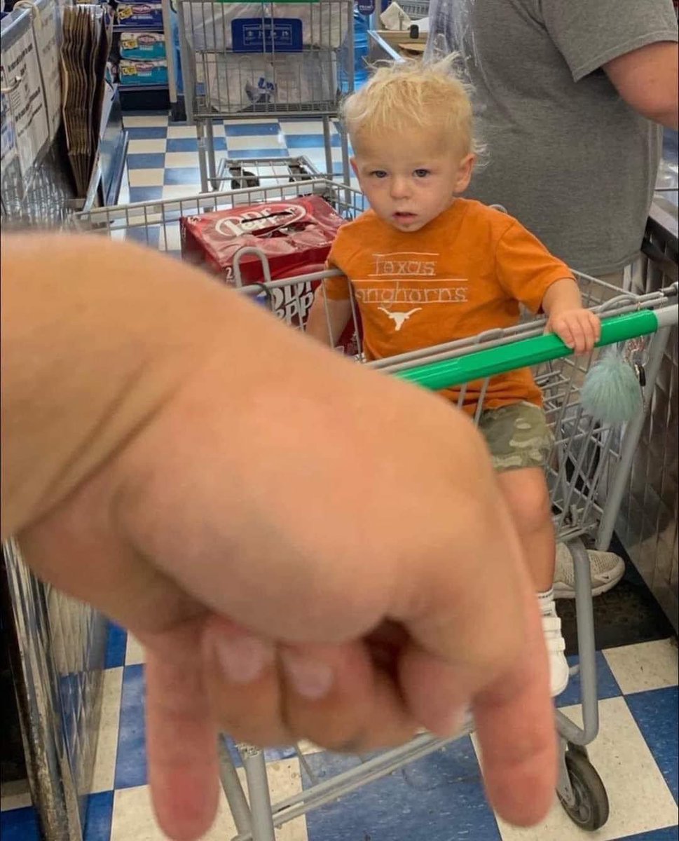 Officially horns down 🤘⬇️

Fuck Texas