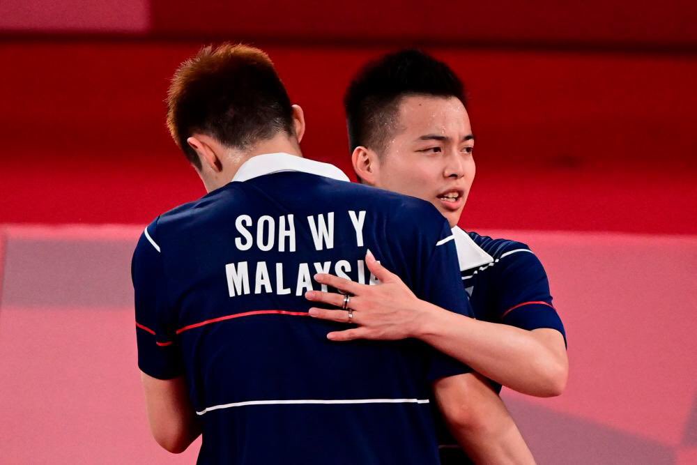 craigansibin's tweet photo. Apa la sangat tunggu lama sikit kan. Kita tunggu World Champ tu pun bertahun. Alih2 diorg juga jadi sandaran.

Keep on supporting them. It’s not their time yet.

@AaronChia24 @sohwooiyik see you at PMO24!

#BWFWorldTourFinals https://t.co/7H5yo0djna