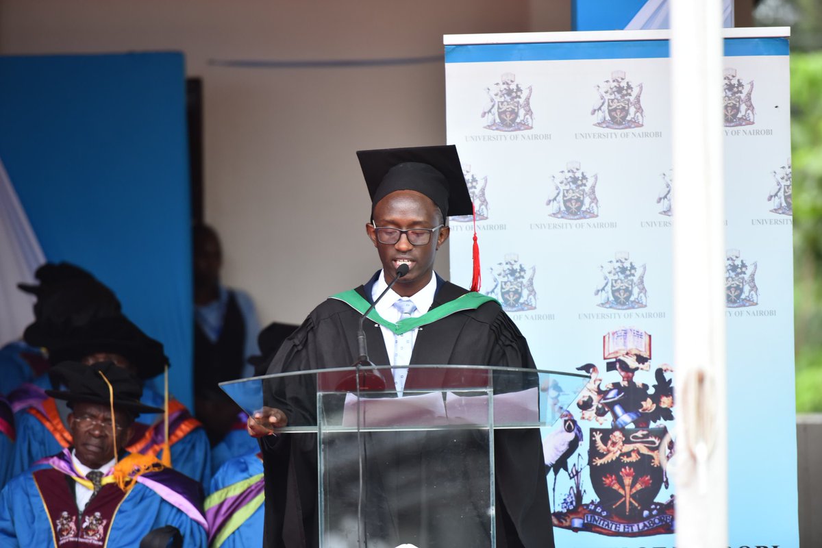 HumanitiesUoN's tweet photo. 'My fellow graduates, as we step into the world beyond this great University, we are each endowed with our unique set of talents, skills, and abilities" veledictory Kelvin waweru @uonbi #UoN70Graduation #UoNclass2023 #SiNiUoN https://t.co/VBc9r51biJ