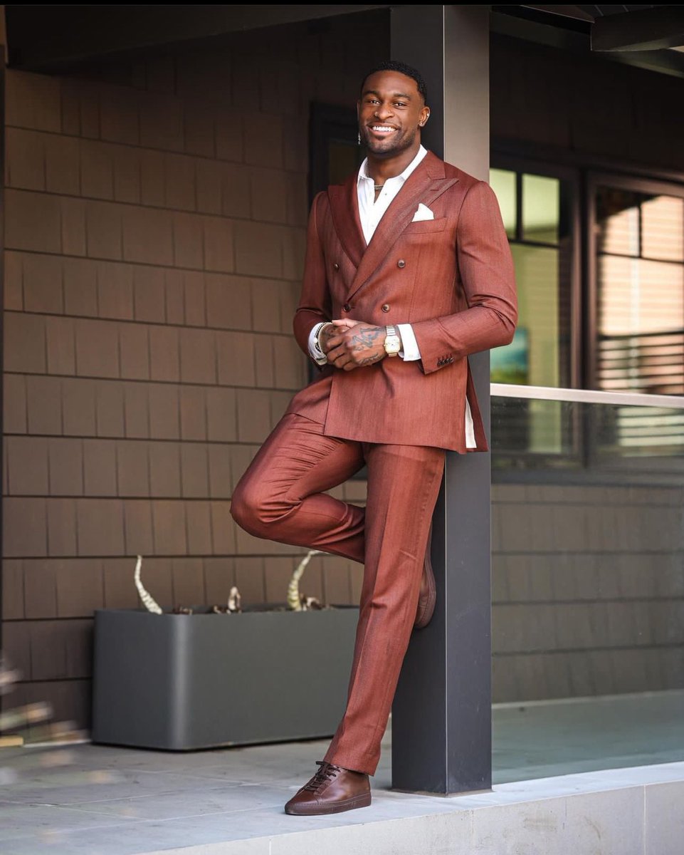 FeelLikeMetcalf's tweet image. DK Metcalf Haters:

I remind you that Metcalf, in comparison to you, is:

1. Better at football
2. Wealthier
3. Stronger
4. Faster
5. Smarter
6. Taller
7. More handsome
8. More charismatic
9. More generous
10. Funnier
11. Successful business man
12. All around better person