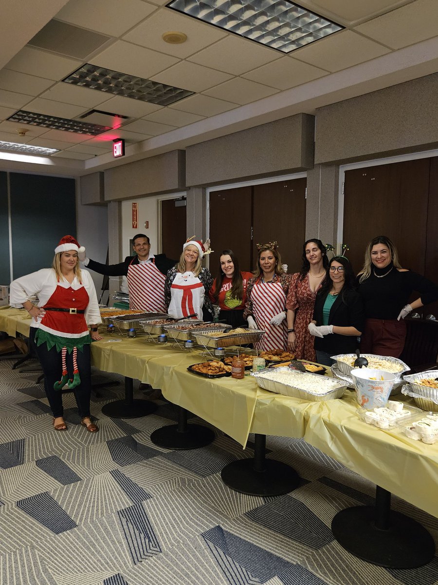 mrsherd2015's tweet photo. I am so blessed to be able to support & celebrate Miami MSS. #lifeatATT @TheGoodLifeKev @TonySmith4Sales @TheIvanLacayo @TonySmith4Sales @reich_lugo @JulioFumero3 @JackieMorenoMSS @LeidyMary14 #mbcthegoodstuff @banks_dvb @VeronicaL5209 @TheGoodLifeKev https://t.co/jxerqhiCqD
