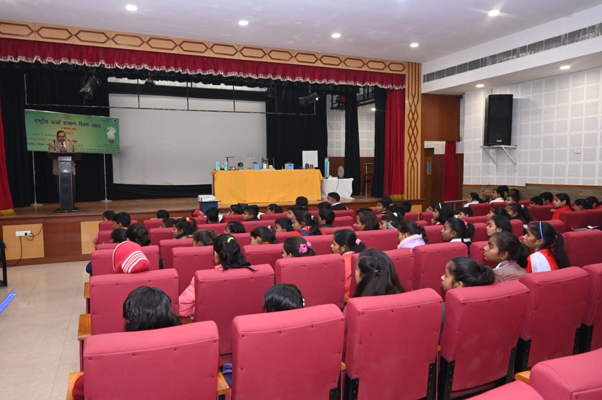 ncsmgoi's tweet image. #PopularScienceLecture, #Workshop on &quot;Energy Conservation&quot; &amp;amp; Launch of #ScienceDemonstrationLecture on &quot;Introduction to Electromagnetic Induction&quot;, was organised by @ssc_patna, a unit of @ncsmgoi, @MinOfCultureGoI, on #NationalEnergyConservationDay, on December 14, 2023.