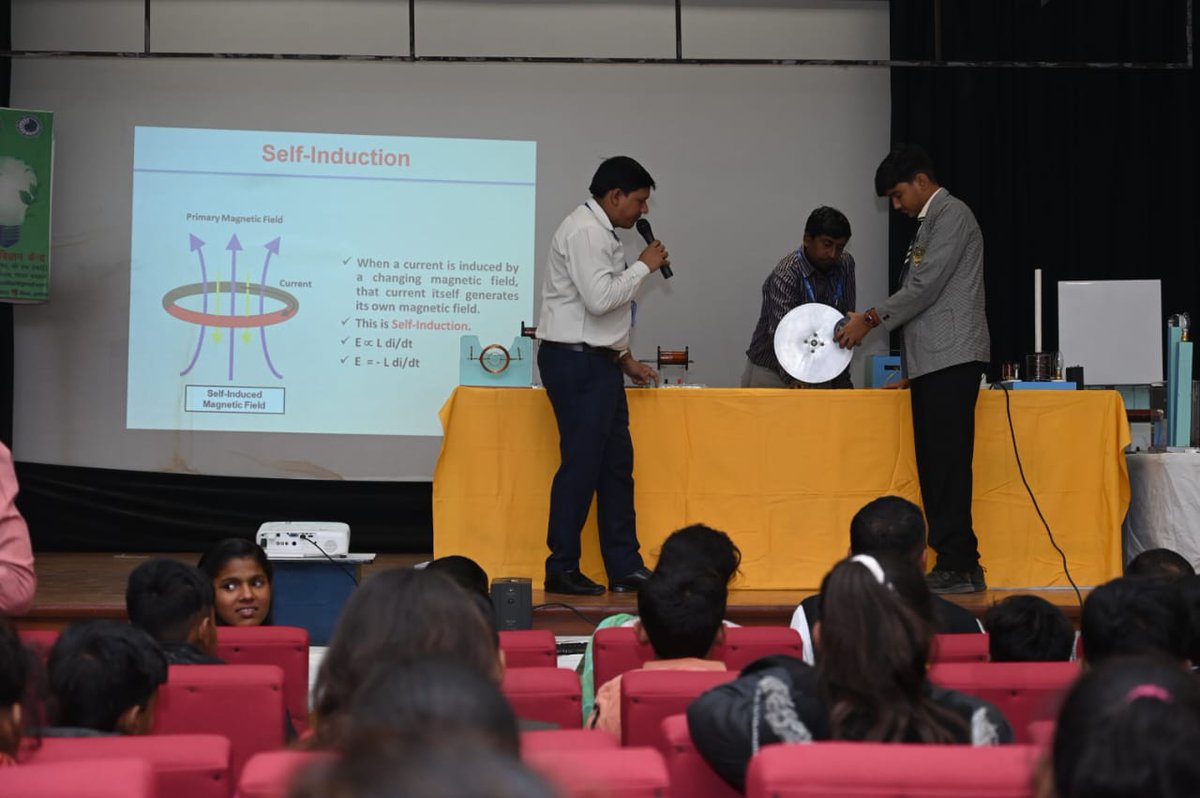 ncsmgoi's tweet image. #PopularScienceLecture, #Workshop on &quot;Energy Conservation&quot; &amp;amp; Launch of #ScienceDemonstrationLecture on &quot;Introduction to Electromagnetic Induction&quot;, was organised by @ssc_patna, a unit of @ncsmgoi, @MinOfCultureGoI, on #NationalEnergyConservationDay, on December 14, 2023.