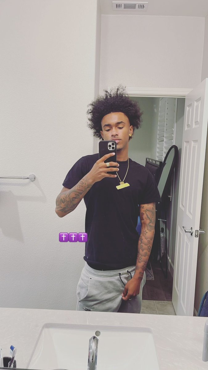 cfkex's tweet photo. This all I got for y’all. https://t.co/avxhf8ThSo