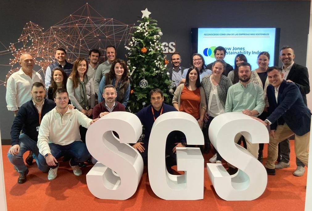 Fortaleciendo lazos con nuestros clientes.

Hemos tenido el placer de recibir al equipo de Cepsa Trading en SGS.

💼🤝 #sgs #Cepsa #Sinergias #Innovación #Calidad #laboratorios