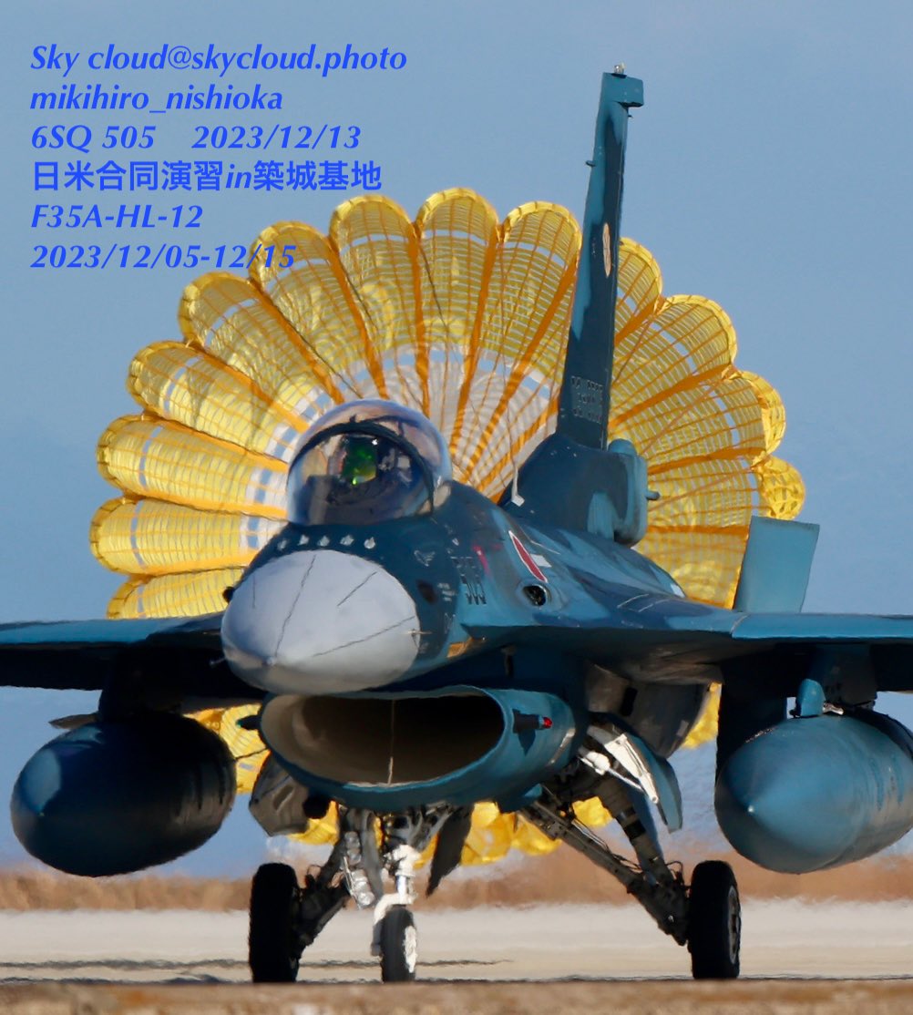 blue2impulse3's tweet photo. Sky cloud--m.nishioka _No.0494
#8SQ_505
#6SQ #ロクスコ
#F2_hyper_zero #hyper_zero
#エフツー #8SQ
#黒豹 #ブラックパンサー
#パンサー🐆
✈︎✈︎✈︎✈︎
#築城基地 #ツイッキーランド
#日米合同演習in築城基地
#F35A-HL-12 2023/12/05-12/15
#ぶち抜きショット
#ig_airplanes_club
#ソラマニ_ヒコーキ
#hikouki_club
#aviation_lovers
#airplanes
#airplanelovers
----------------
#感動の一瞬にシャッター押せる余裕‼️
#一瞬の感動を感じる五感を磨け
#インパクトは一瞬判断
#孤高の信念と美学
#更なる高みへ
#付きのタイミングを味方に
✈︎✈︎✈︎✈︎
2023/12/15 16:10