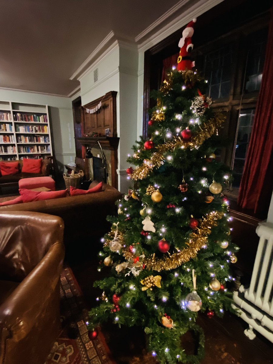 mel jones tweet media