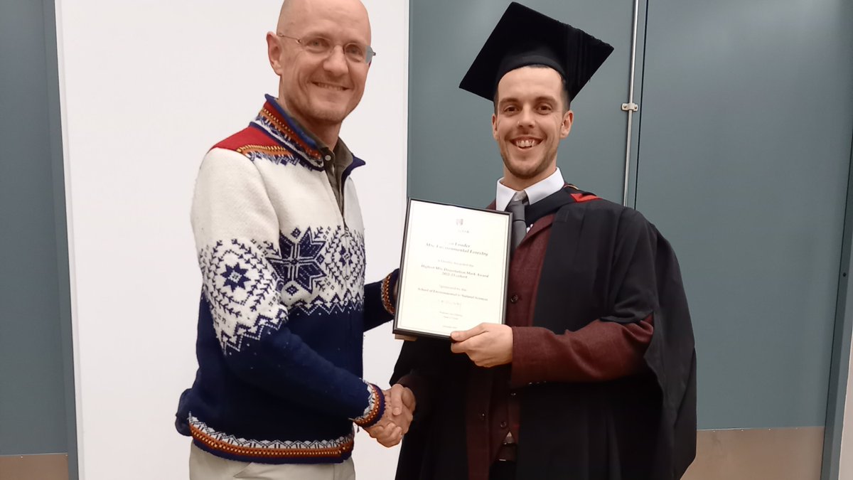 Environmental & Natural Sciences @ Bangor Univ. (@bangorsens) on Twitter photo ❄️Winter graduation for our MSc students in #Forestry, #Conservation and Environment Business Management. Congratulations to everyone that achieved their postgraduate awards yesterday, you've made us proud! ❄️<a href="/BangorUni/">Bangor University</a> ❄️Winter graduation for our MSc students in #Forestry, #Conservation and Environment Business Management. Congratulations to everyone that achieved their postgraduate awards yesterday, you've made us proud! ❄️<a href="/BangorUni/">Bangor University</a>