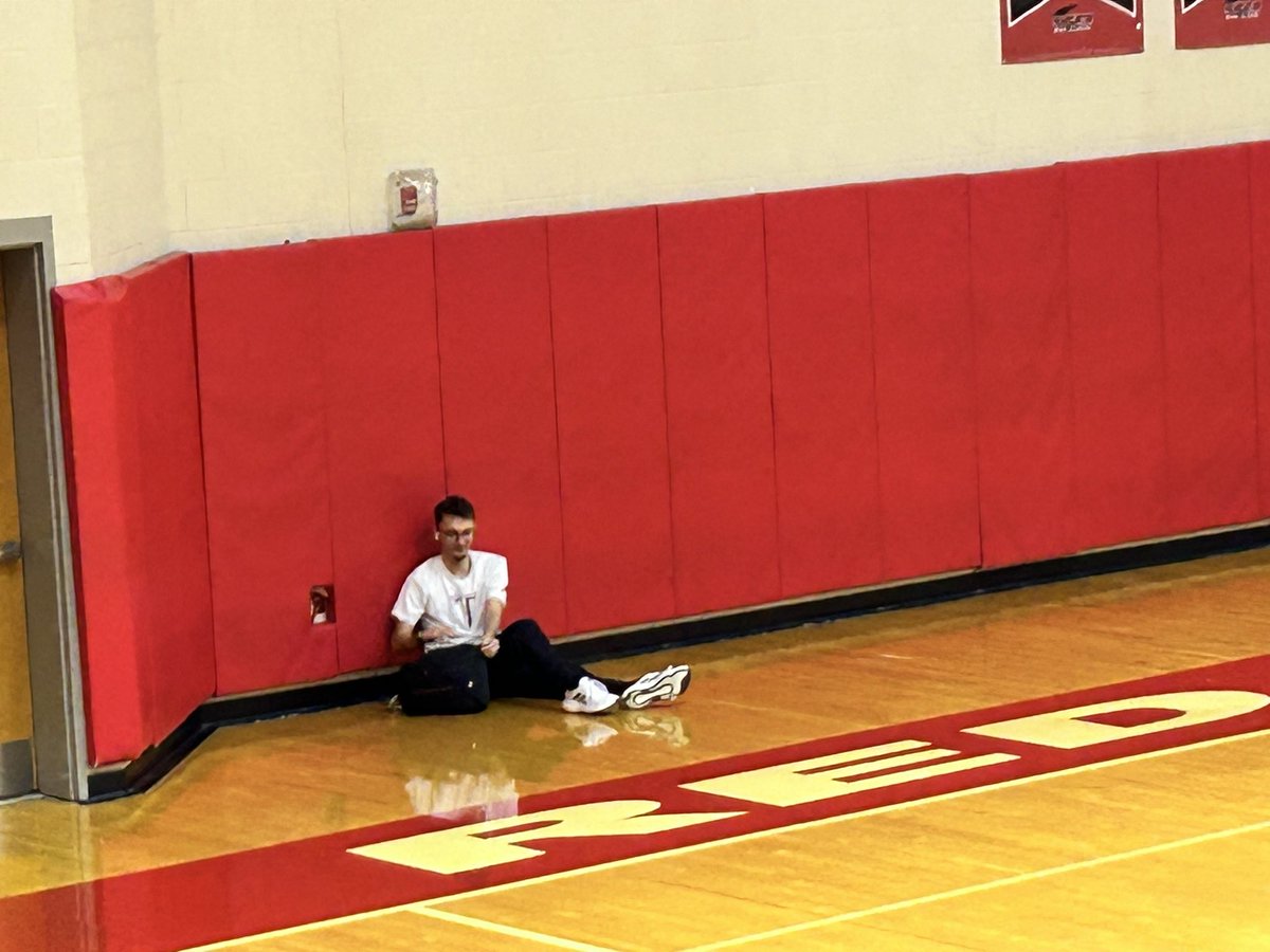 My guy <a href="/TheBradyFitch/">Brady Fitch</a> came out from the #910 to the #919 last night. Basketball has created friends for life. Y’all will see his pictures and videos on ESPN or another major network soon. <a href="/ntaborn/">Nicole Taborn</a> <a href="/MikaylaTaborn/">Mikayla Taborn</a> <a href="/TroyTrojansFB/">Troy Trojans Football 8x⚔️</a> <a href="/TroyTrojansWBB/">Troy Women’s Basketball</a> <a href="/TroyTrojansMBB/">Troy Trojans MBB</a> <a href="/FHSAthletics6/">FHS Athletics</a>