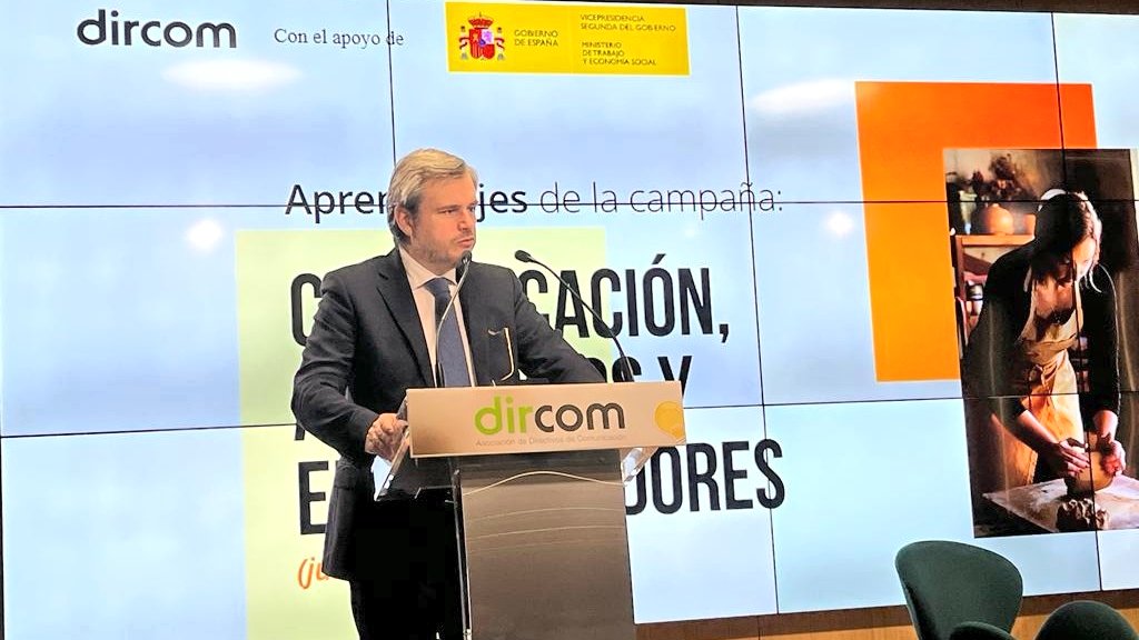 Dircom (@dircomspain) on Twitter photo “En nuestro empeño por contribuir al afianzamiento de los proyectos empresariales de #autónomos y #emprendedores, hemos desarrollado esta campaña, en la que ofrecemos conocimiento, herramientas, buenas prácticas y formación en materia de Comunicación”, <a href="/jfernandezalava/">José Fernández-Álava</a>. “En nuestro empeño por contribuir al afianzamiento de los proyectos empresariales de #autónomos y #emprendedores, hemos desarrollado esta campaña, en la que ofrecemos conocimiento, herramientas, buenas prácticas y formación en materia de Comunicación”, <a href="/jfernandezalava/">José Fernández-Álava</a>.