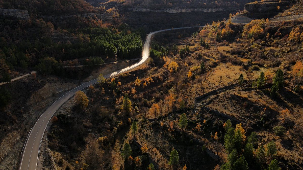 Reimaginamos esa tierra marrón y rojiza que siempre ha estado'.

🎥 Lanzamiento oficial próximo lunes 18 de diciembre
<a href="/DPTeruel/">Diputación de Teruel - DPT</a> <a href="/CEOE_ES/">CEOE</a> <a href="/ATADITERUEL/">ATADI</a> <a href="/adoptaunolivo/">Apadrinaunolivo.org</a> <a href="/diariodeteruel/">Diario de Teruel</a>
