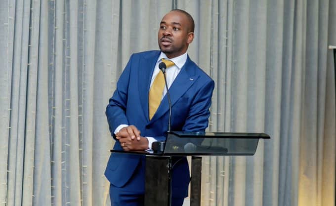 mazizi I know you are there. ngatimbovaratidzai tiriko. let's flood X with #istandwithnelsonchamisa

Repost, like comment tag a zizi. let's show them we are alive.