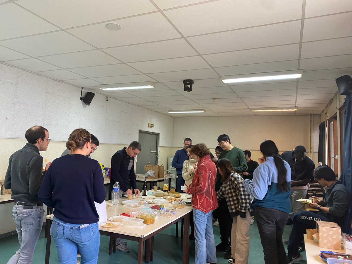 Laboratoire LBPB (@lbpb_lab) on Twitter photo Special moment for the group last week end: the departure of Motoki san <a href="/23lo31/">24no7maru@gmail.com</a> , the secret santa of the lab and the birthday of the boss! A great moment all together!🧑🎄🎅🎄 Special moment for the group last week end: the departure of Motoki san <a href="/23lo31/">24no7maru@gmail.com</a> , the secret santa of the lab and the birthday of the boss! A great moment all together!🧑🎄🎅🎄