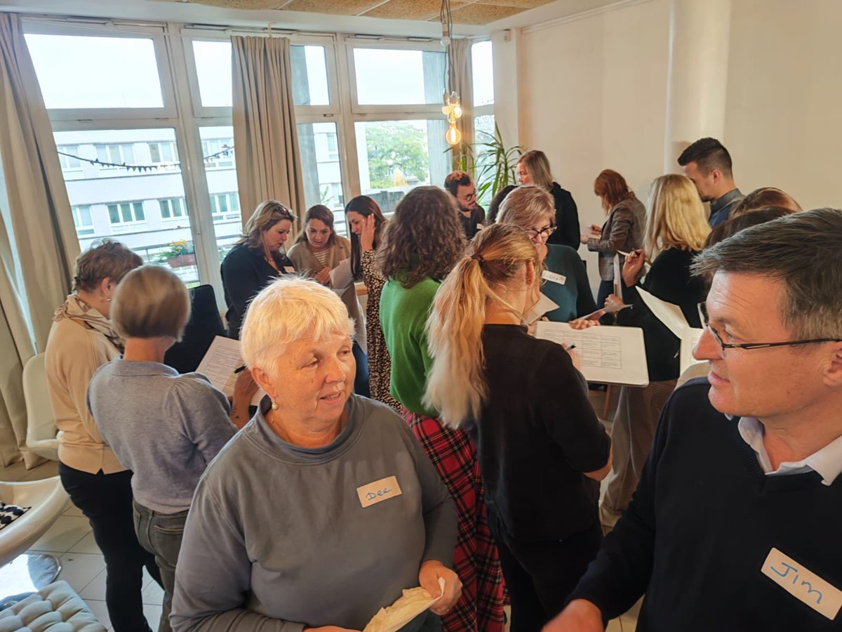 With our teacher-researchers, we're sparking positive impact on mental health in 🇸🇰 schools. Thanks to <a href="/SHEP_Ireland/">Social&HealthEdProj.</a> &amp; <a href="/ldz_sr/">Liga za duševné zdravie</a> for hosting workshops in Ireland &amp; Slovakia! 🌍🤝Excited for more mental health boost in 2024! 🌟Grateful to #UoEAHRC_IAA <a href="/UoETranslationF/">UofE Translational Funding</a> <a href="/EducationUoE/">School of Education, University of Exeter</a>