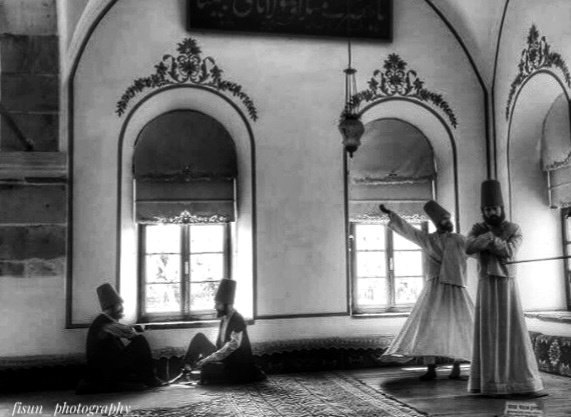 #photo #bnwphotography #semazen #Konya #grainy #historicalplace #Museum  #MevlanaMüzesi