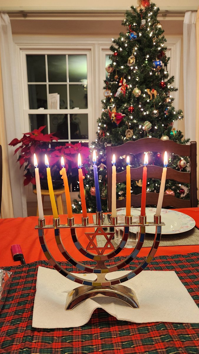ForwardOnPlants's tweet photo. Our Sunday family dinner was moved to Thursday (because the holidays and life). It was the last night of Hanukkah, so Andrea and Matt brought their menorah and we celebrated ❤️ https://t.co/XKgAgRyOVU