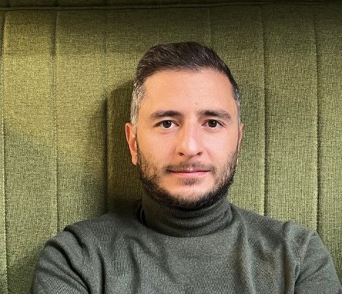 #Sicilia, #lavoro, #giovani. Di solito è molto difficile fare andare d’accordo queste tre parole, ma Davide Pisasale ci ha creduto fortemente e nel 2016 è nata Aitho, digital service company con base a Catania.

Ci racconta tutto in questa intervista ⬇️
limprenditore.com/determinati-a-…