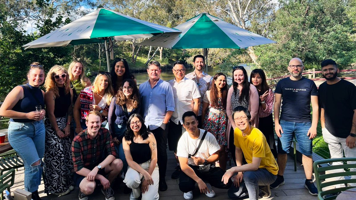 Lab celebration day with the gang at Studley Park Boathouse. New postdoc position (@Scootenburg), NHMRC Investigator Grant (@Kharyzard), NHMRC Ideas Grant (@Kazebrafish, on the water paddling with son) and more successes to come in 2024!